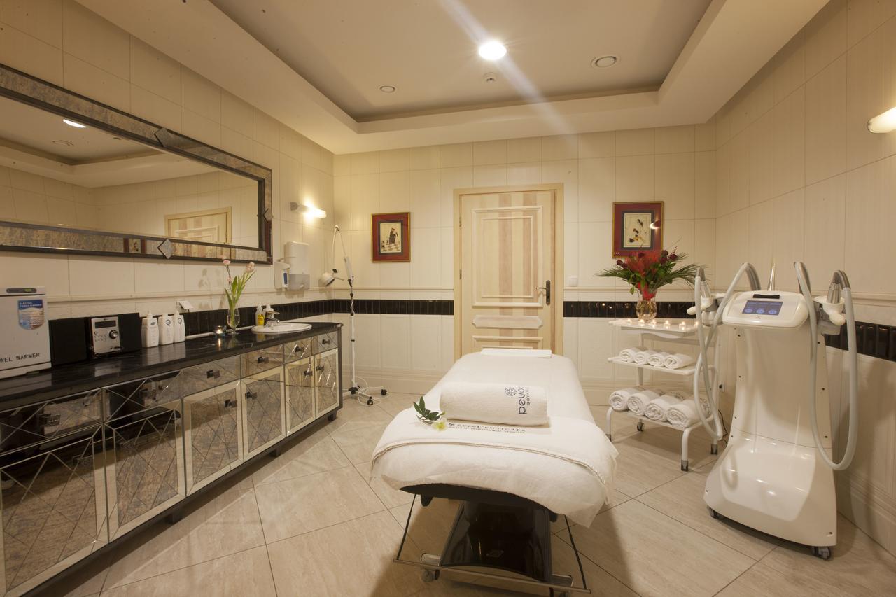 גיז'יצקו Hotel Zamek מראה חיצוני תמונה